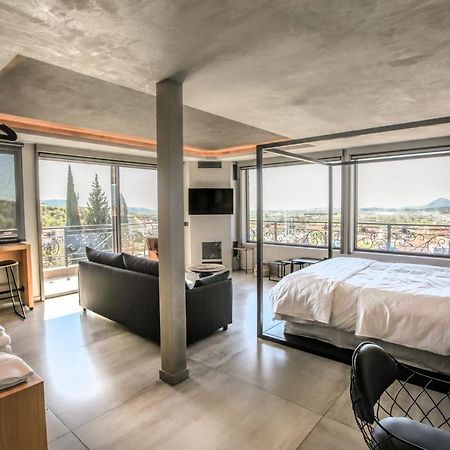 Meteora Heaven And Earth Premium Suites - Adults Friendly 칼람파카 외부 사진