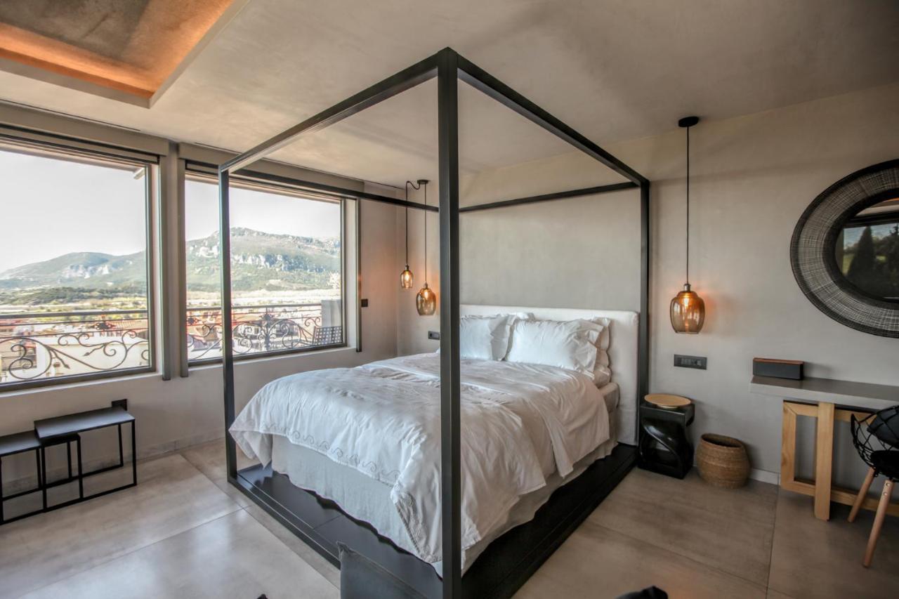 Meteora Heaven And Earth Premium Suites - Adults Friendly 칼람파카 외부 사진
